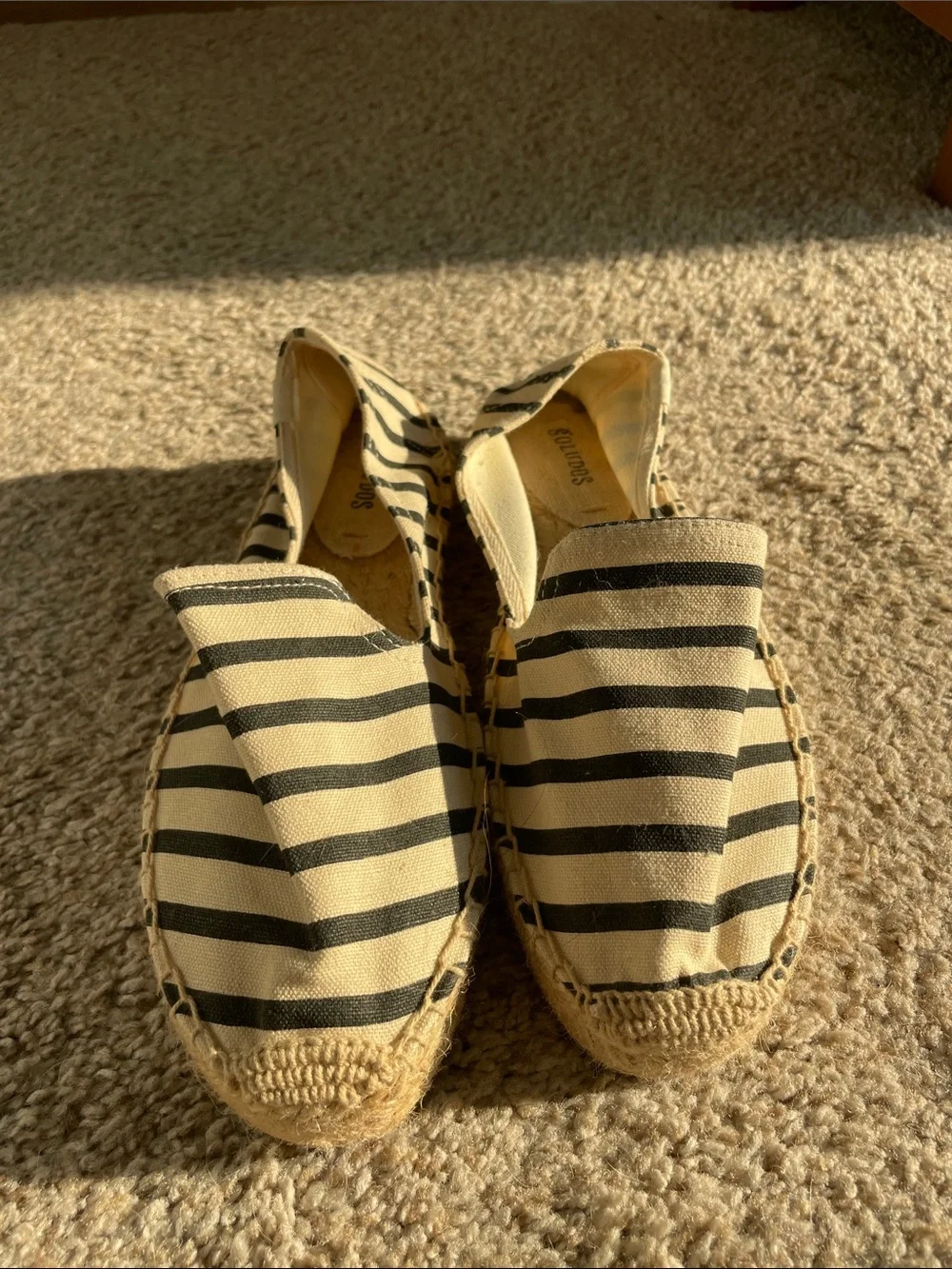 NEVER WORN Soludos Navy and Cream Striped Espadrille Flats